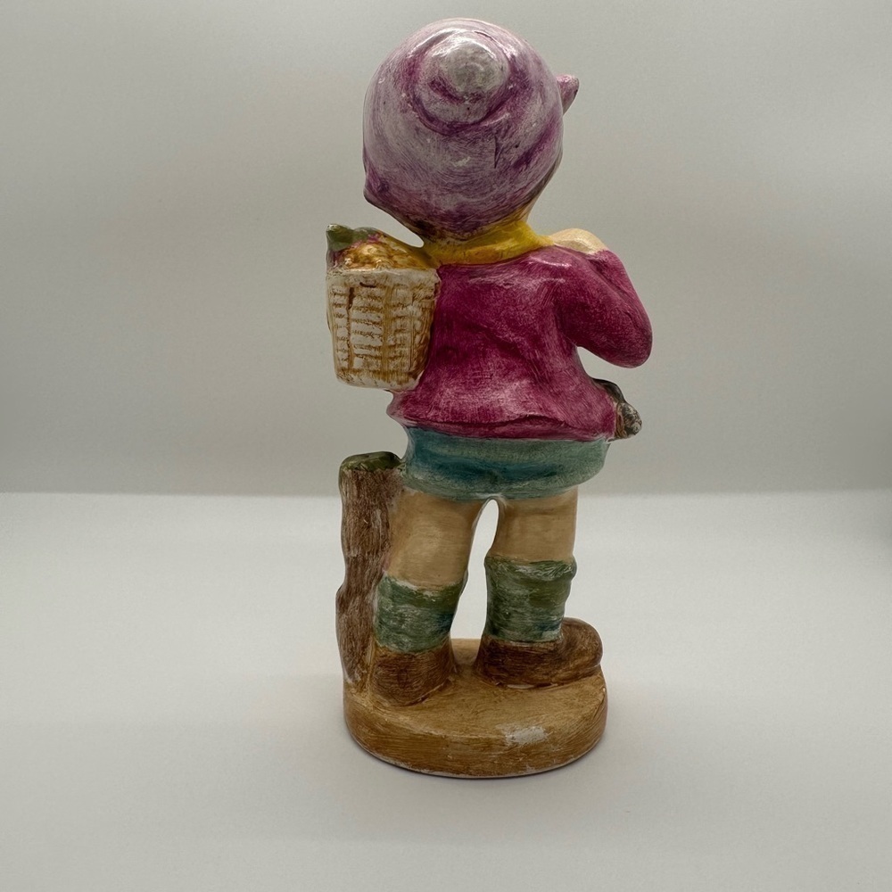 Vintage 1940s Child with Basket Ceramic Figurine - Picture 3 of 7